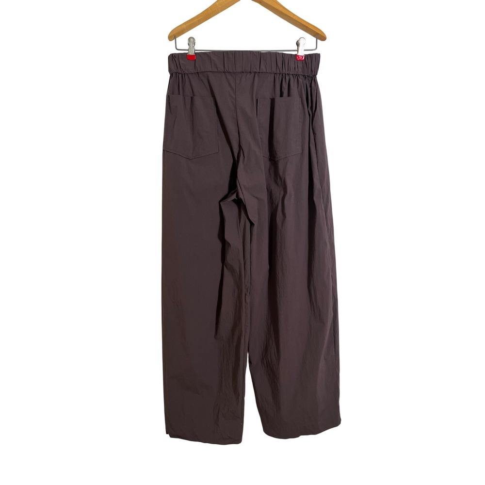 ST. AGNI Relaxed Balloon Wide Leg Trouser Pants in Chocolate Brown - Picture 4 of 11